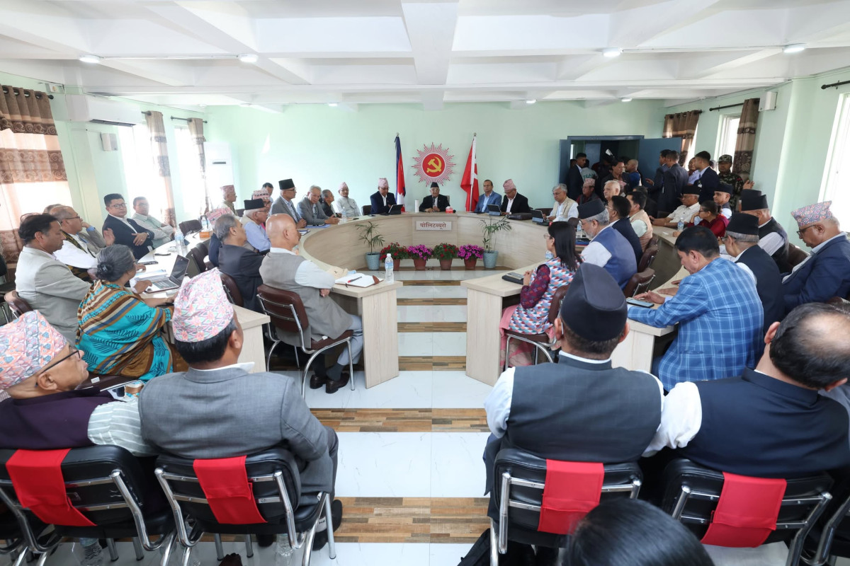 पोलिटब्युरो बैठकमा अध्यक्ष ओलीले गरे यस्तो रुलिङ